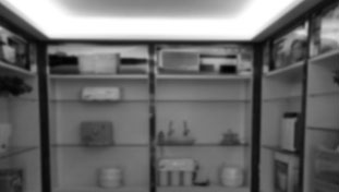 只會(huì)叫你開(kāi)專(zhuān)賣(mài)店，而且多數(shù)以家電模式銷(xiāo)售，且模式不成熟。